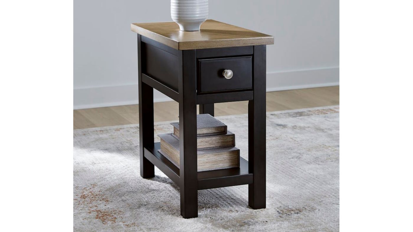 Picture of Drazmine Chair Side End Table