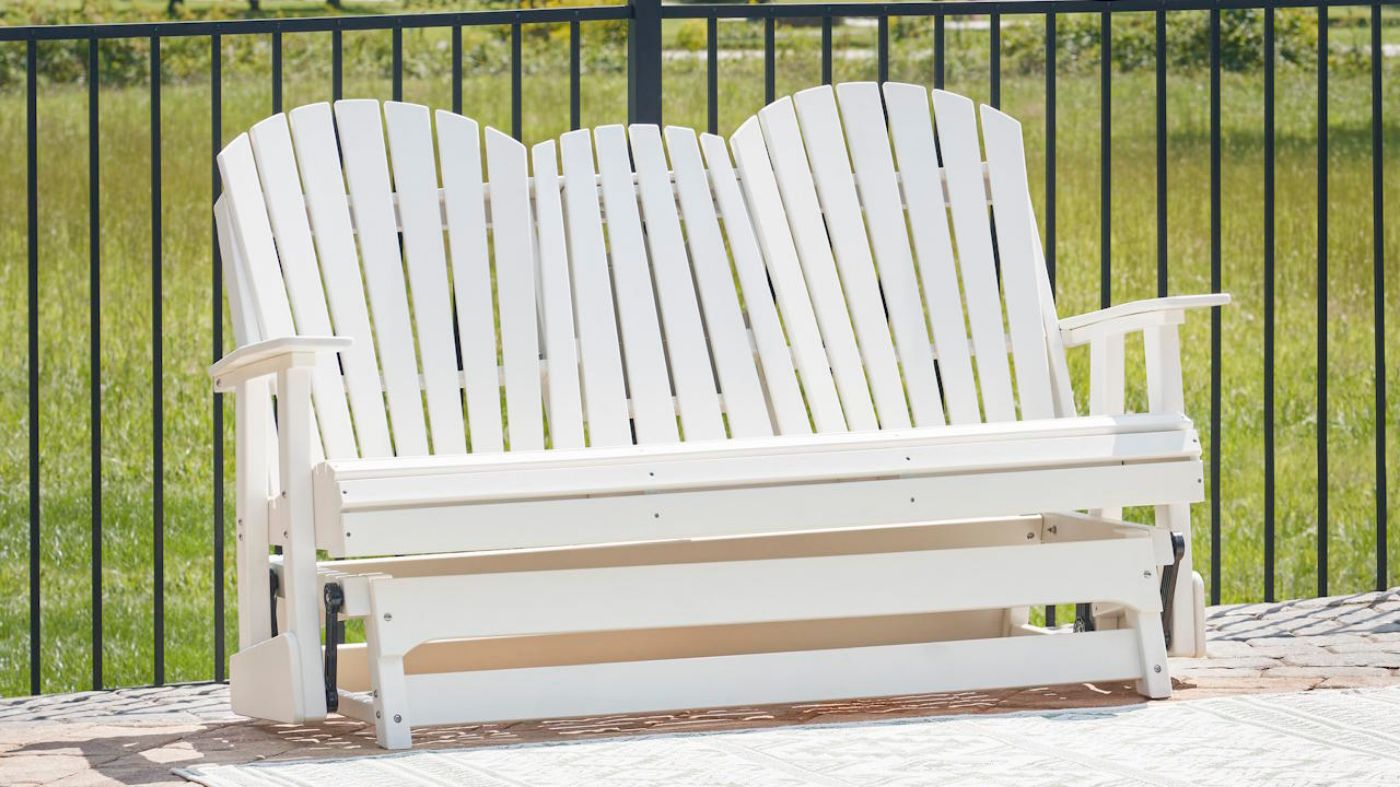 Picture of Hyland Wave Glider Loveseat - White