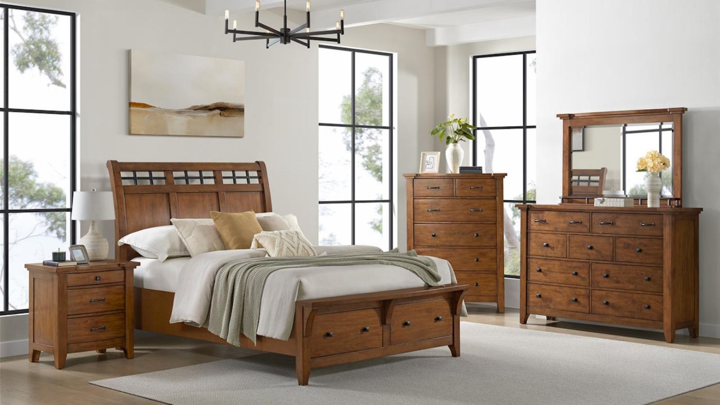 Picture of Gage Queen Bedroom Set - Chestnut