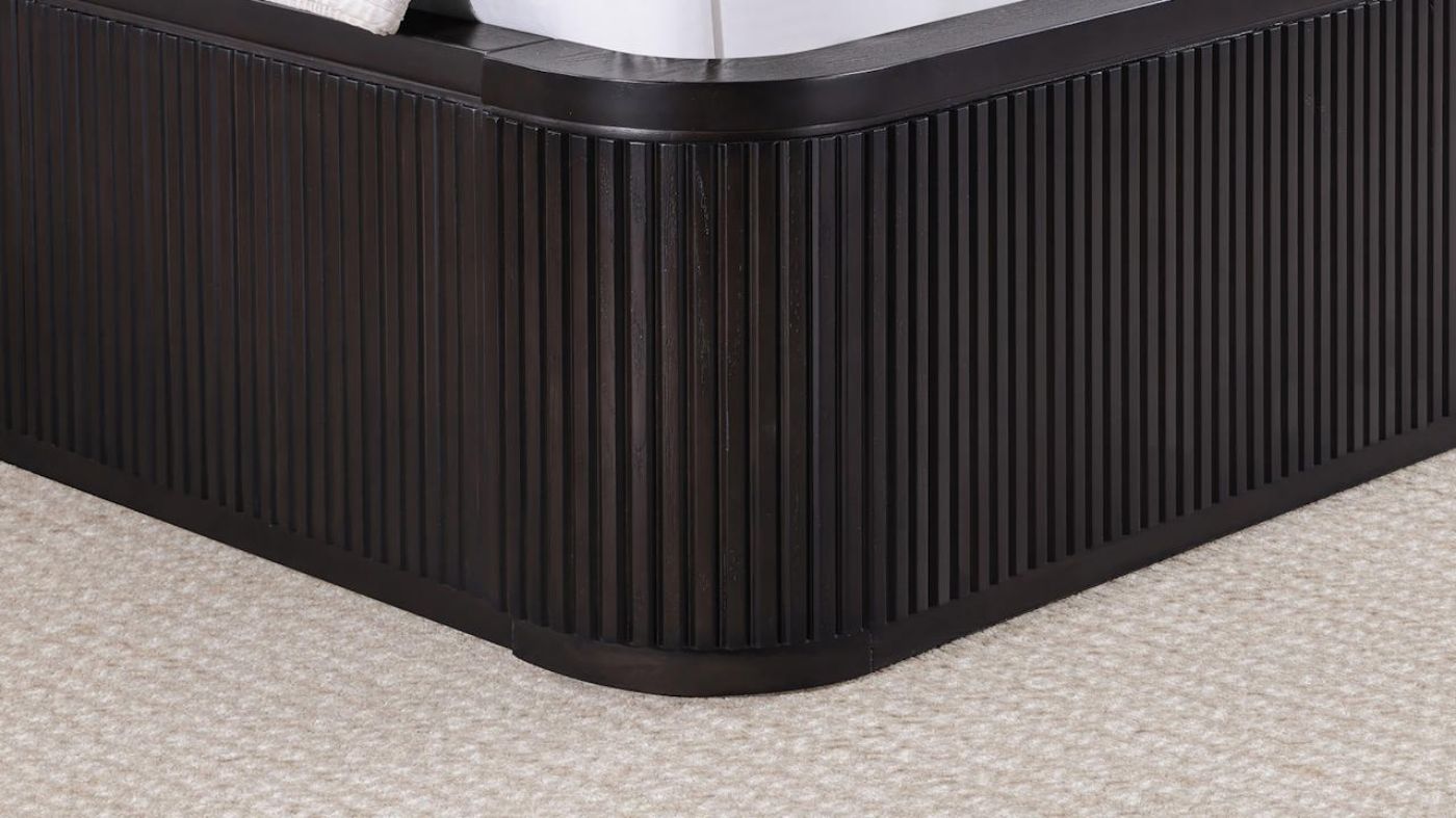 Picture of Henry Queen Bedroom Set - Espresso