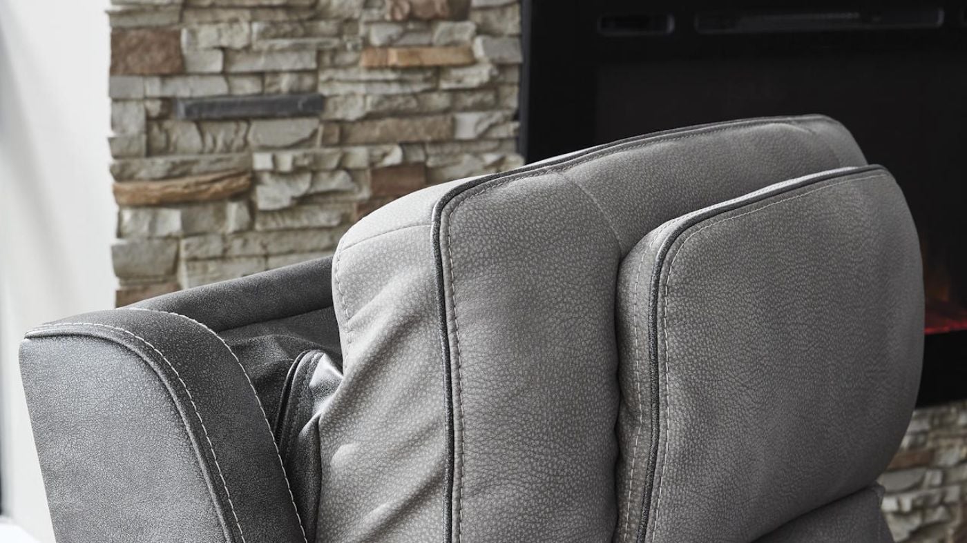 Picture of Peaceful Lift Recliner