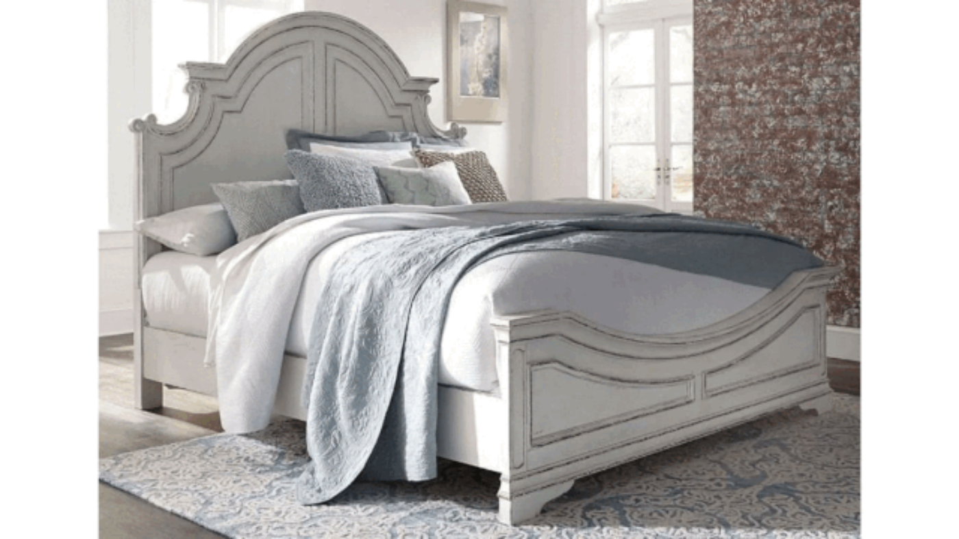 Picture of Magnolia Manor King Bed - White