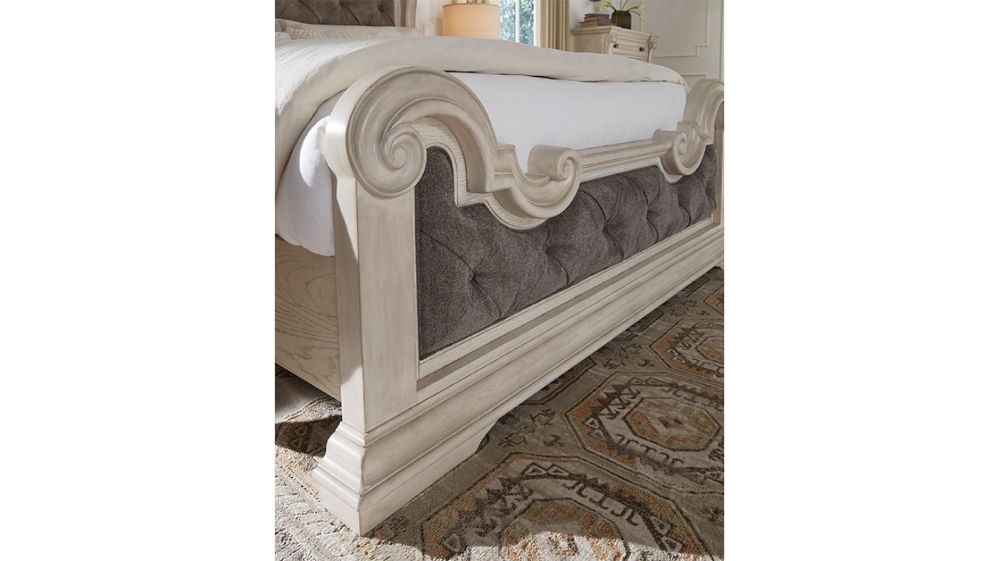 Picture of Bruchandi Queen Upholstered Bed - White