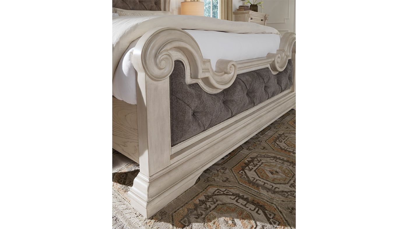 Picture of Bruchandi King Upholstered Bed - White