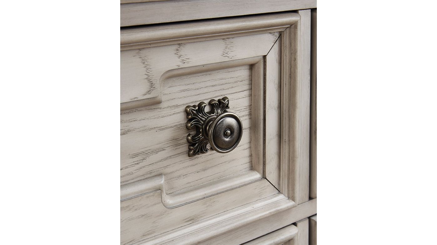 Picture of Bruchandi Chest