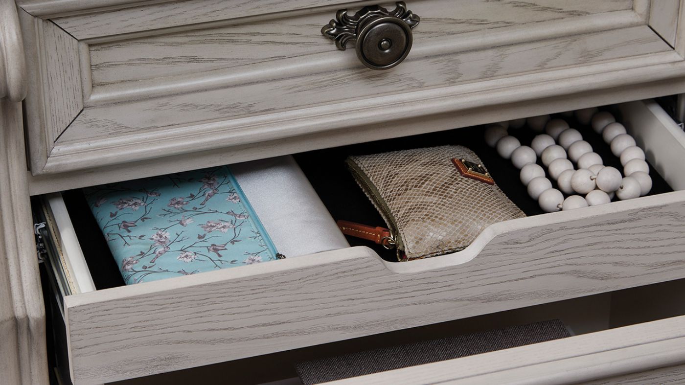 Picture of Bruchandi Nightstand - White