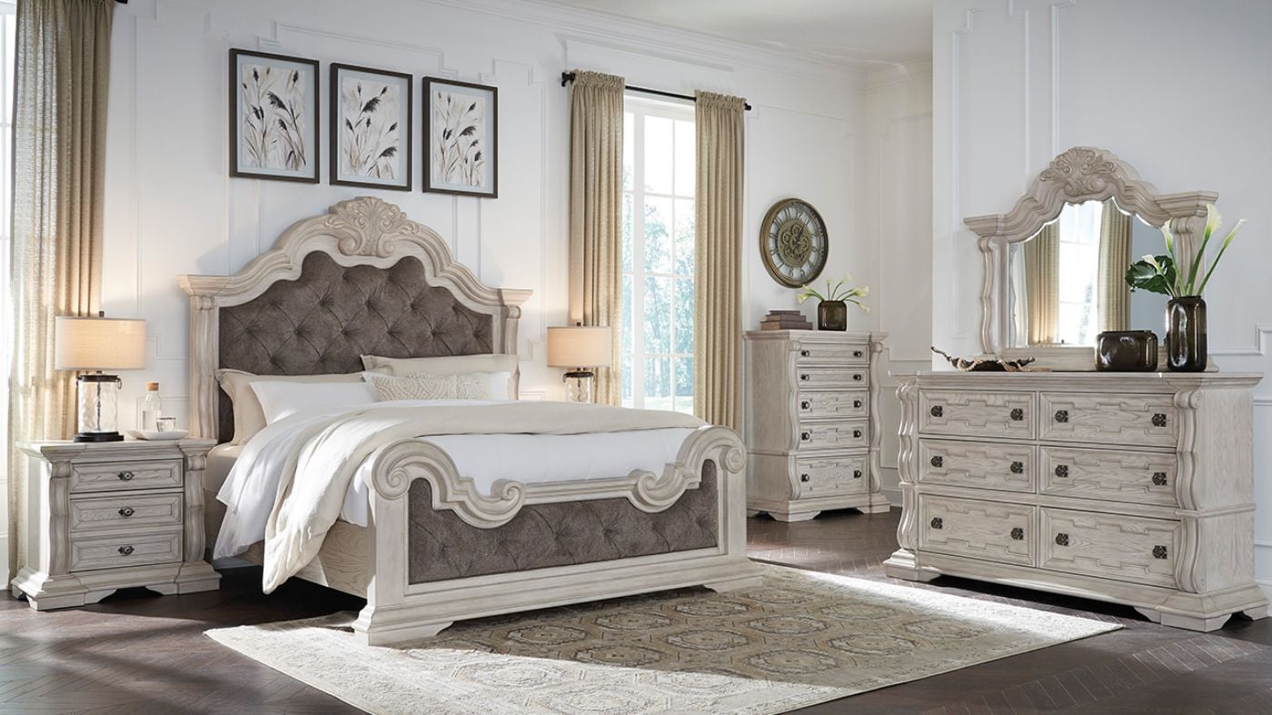 Picture of Bruchandi Upholstered Bedroom Set
