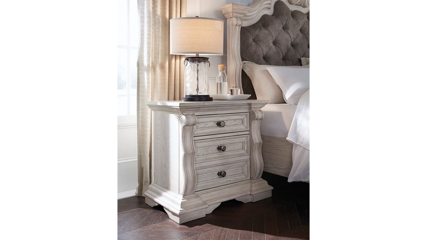 Picture of Bruchandi King Upholstered Bedroom Set