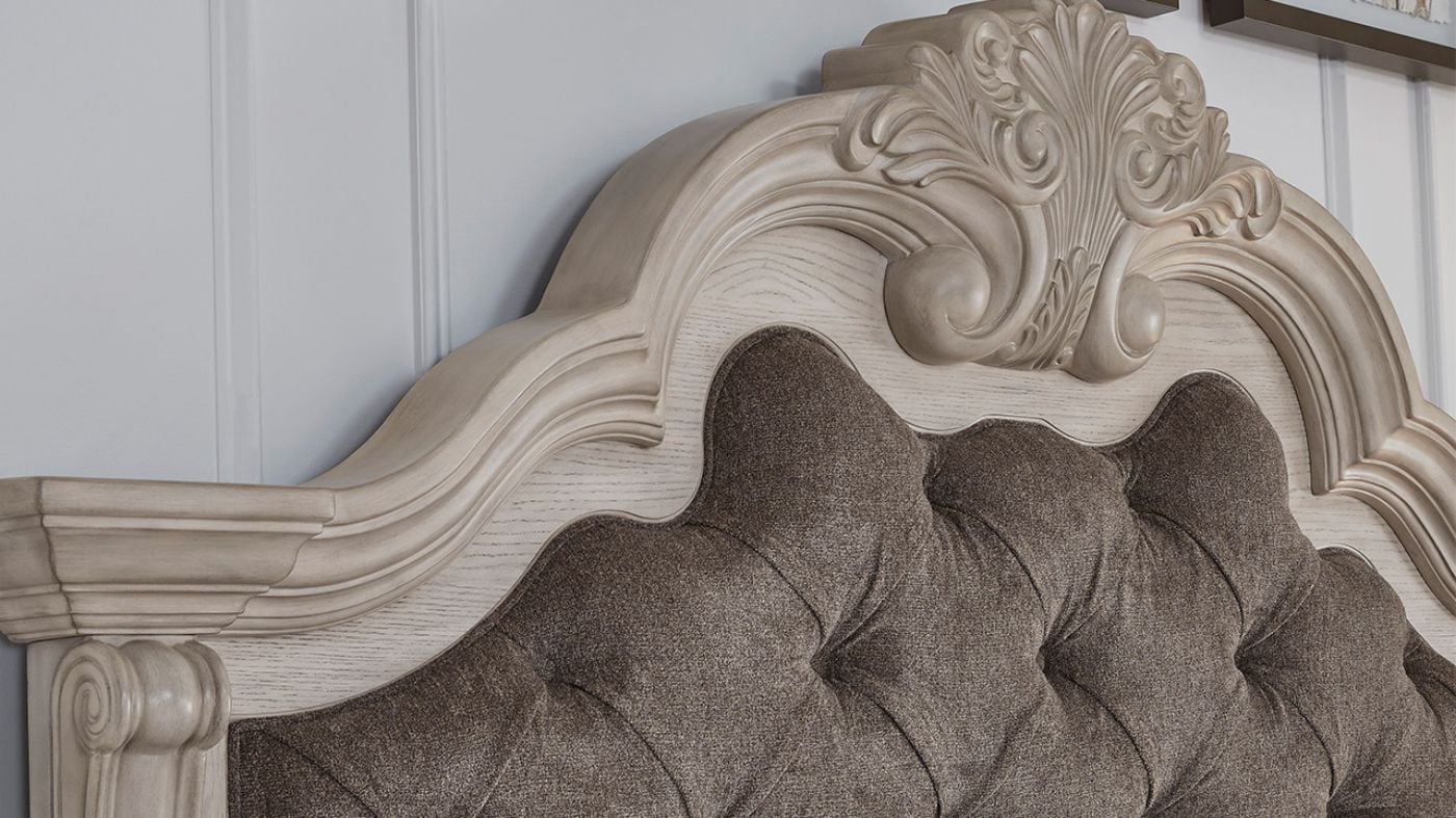 Picture of Bruchandi King Upholstered Bedroom Set