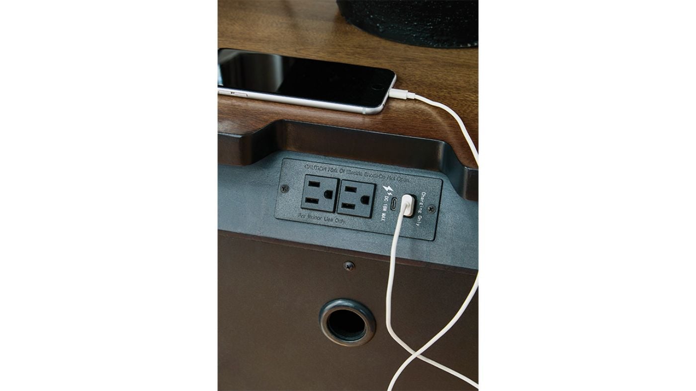 Picture of Frantanna Queen Panel Bedroom Set