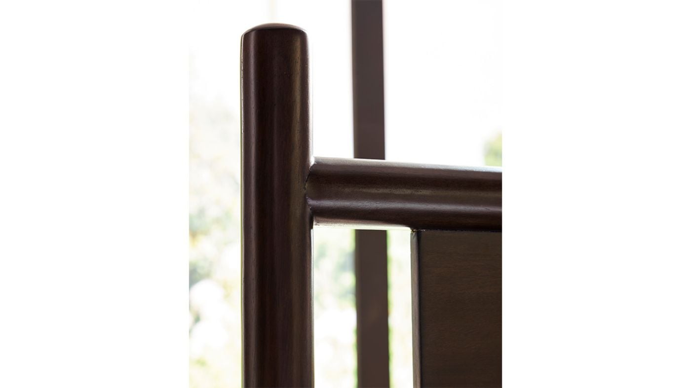 Picture of Dantenton Queen Panel Bed