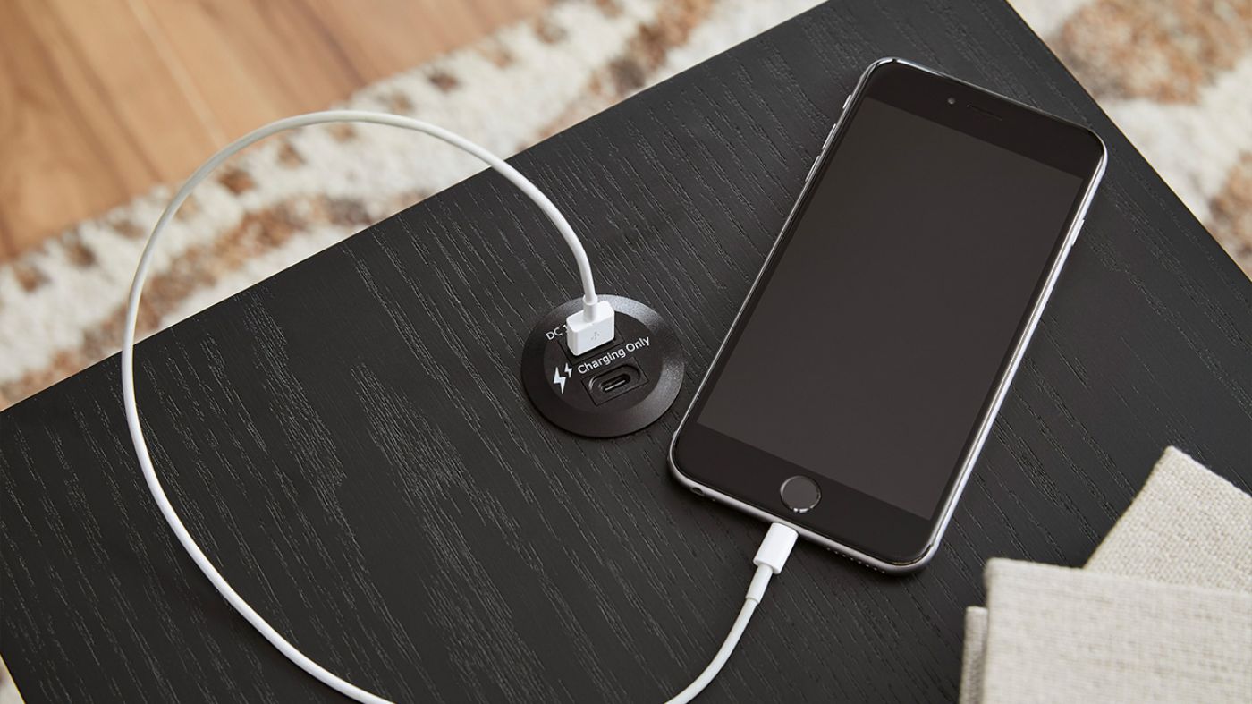 Picture of Camdill Chairside End Table - Black