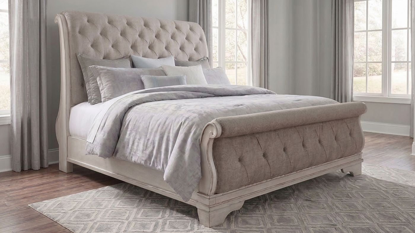 Picture of Realyn King Sleigh Bed