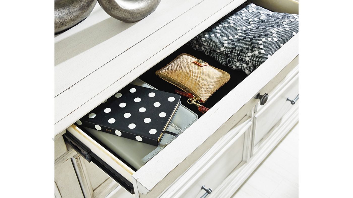 Picture of Kanwyn Dresser with Mirror