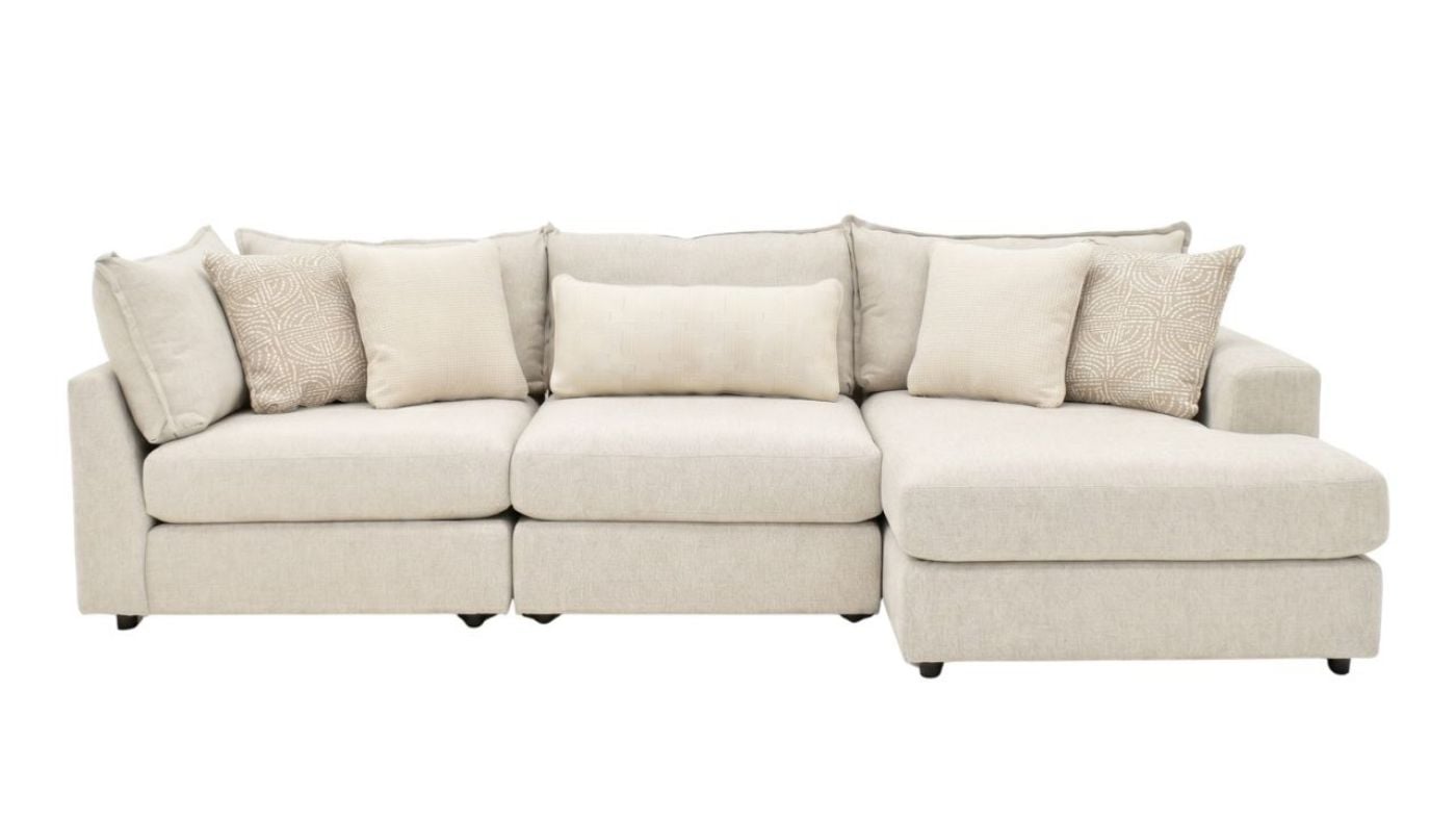 Picture of Hogan Right Chaise Sofa - Off White