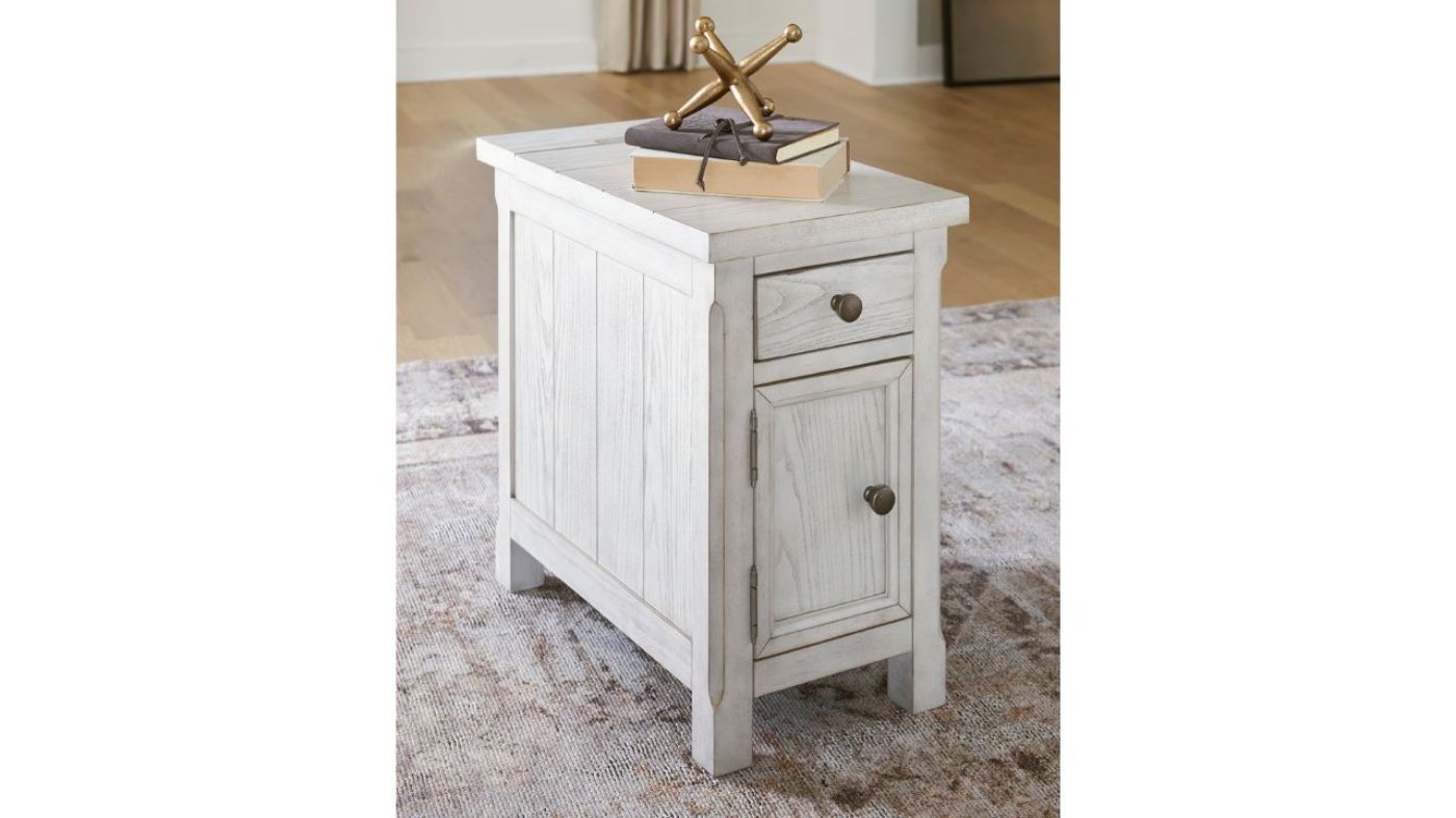 Picture of Robbinsdale Chairside Table