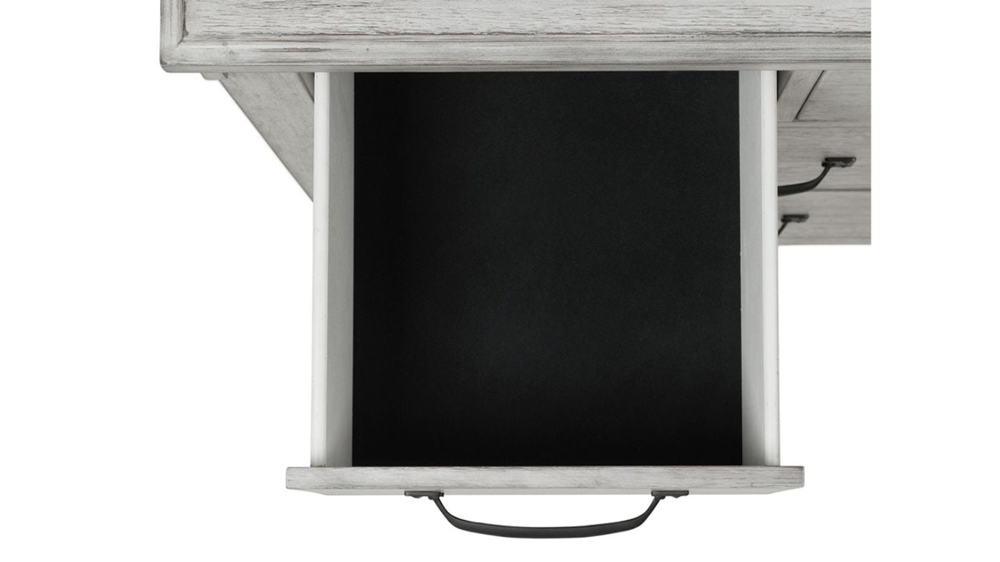 Picture of Scott Dresser with Mirror