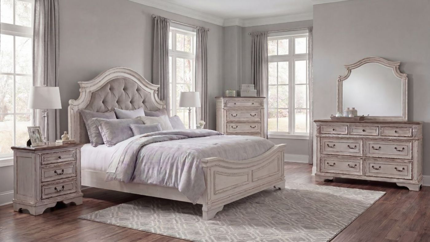 Picture of Realyn Queen Panel Bedroom Set