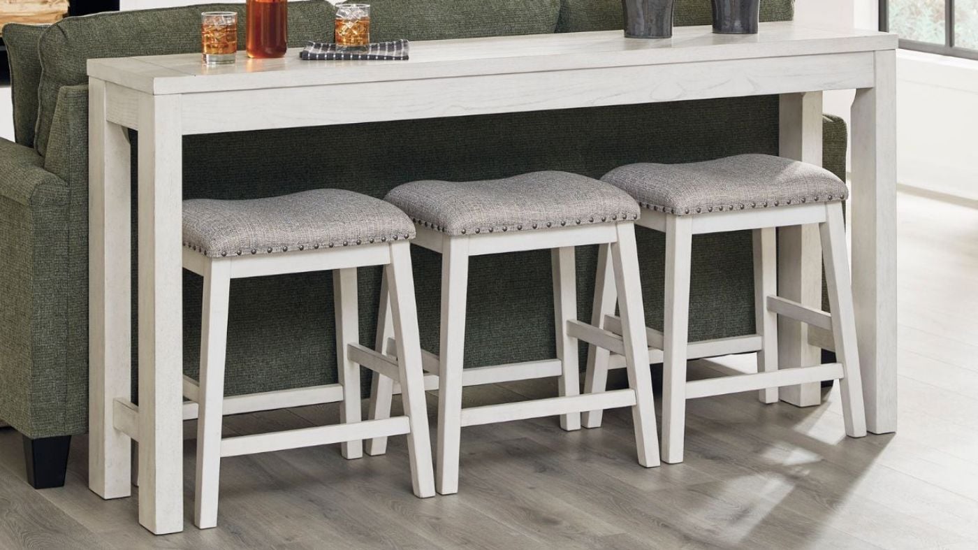Picture of Robbinsdale Bar with Stools
