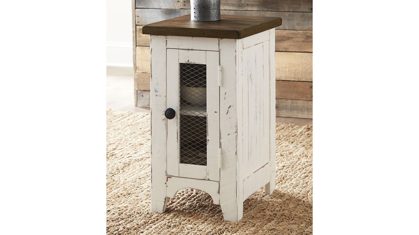 Picture of Wystfield Chairside End Table