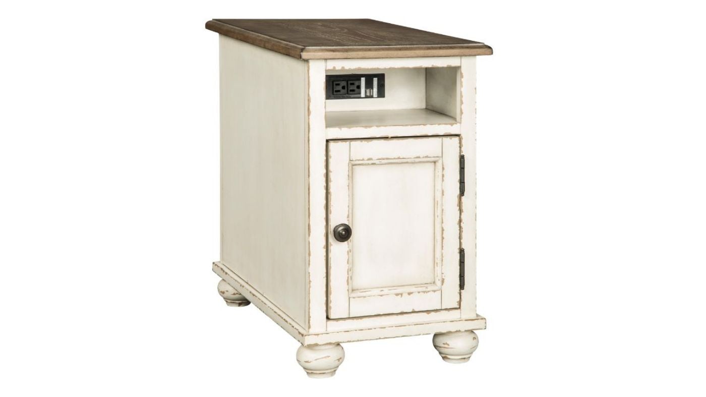 Picture of Realyn Chairside End Table