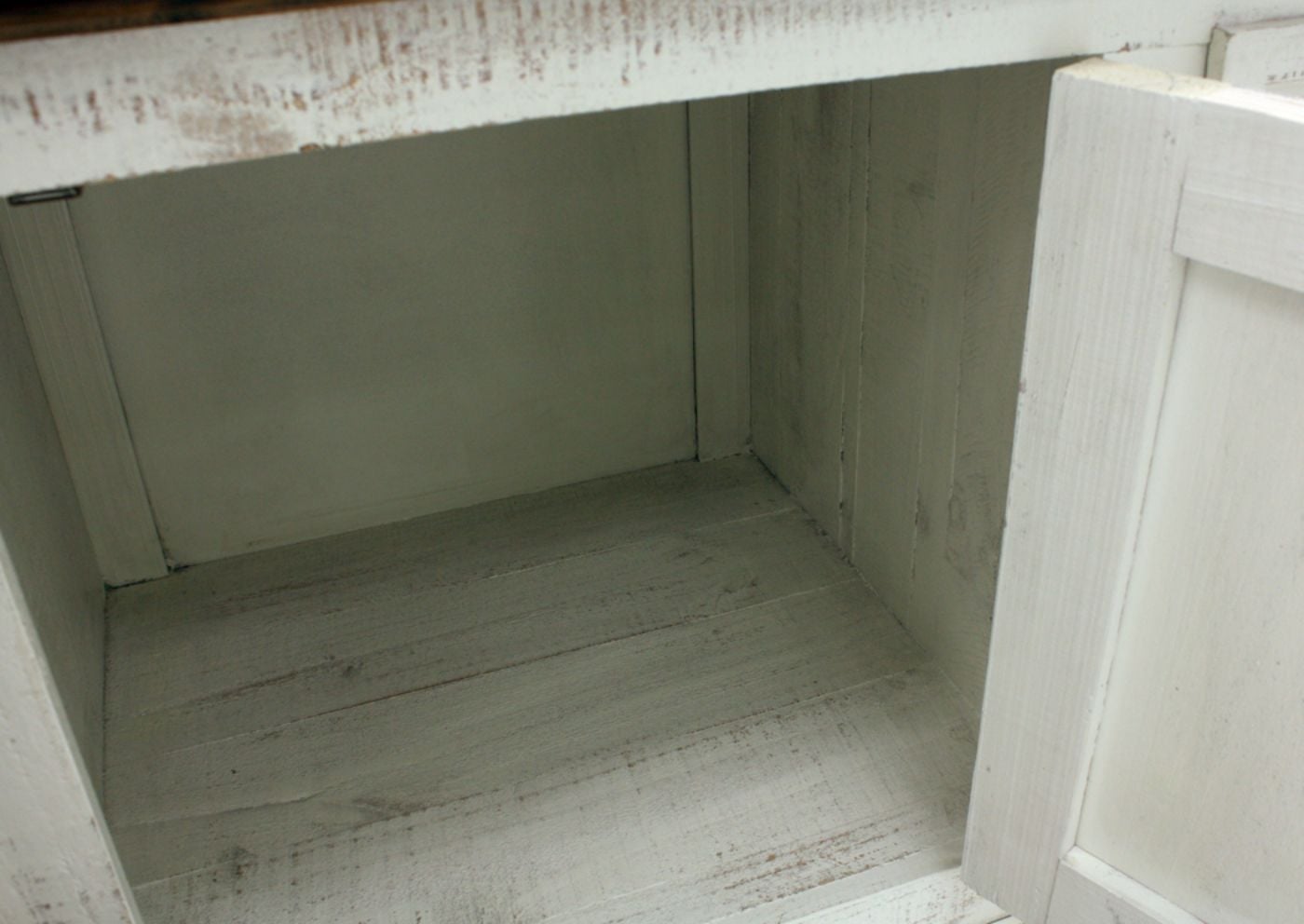 Picture of Mansion Dresser with Mirror