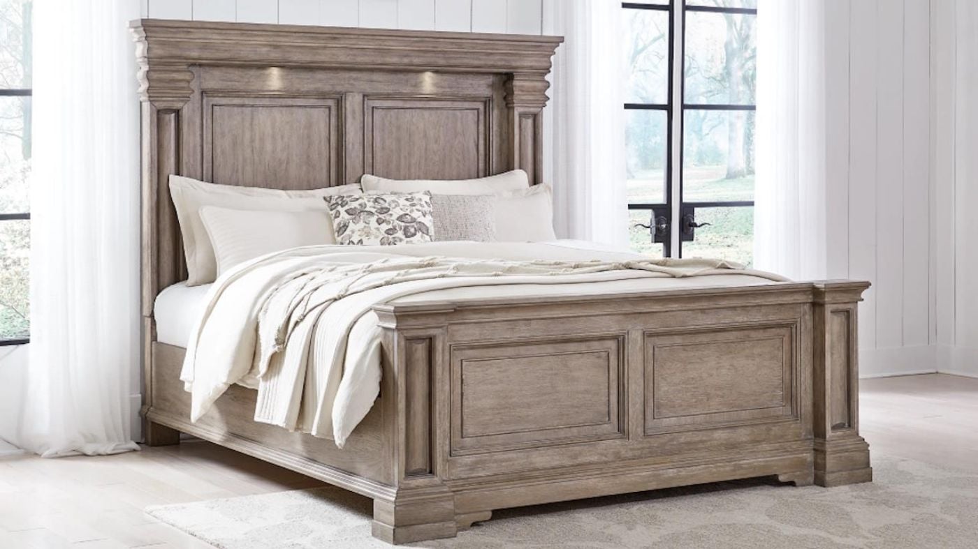Picture of Blairhurst Panel Bed