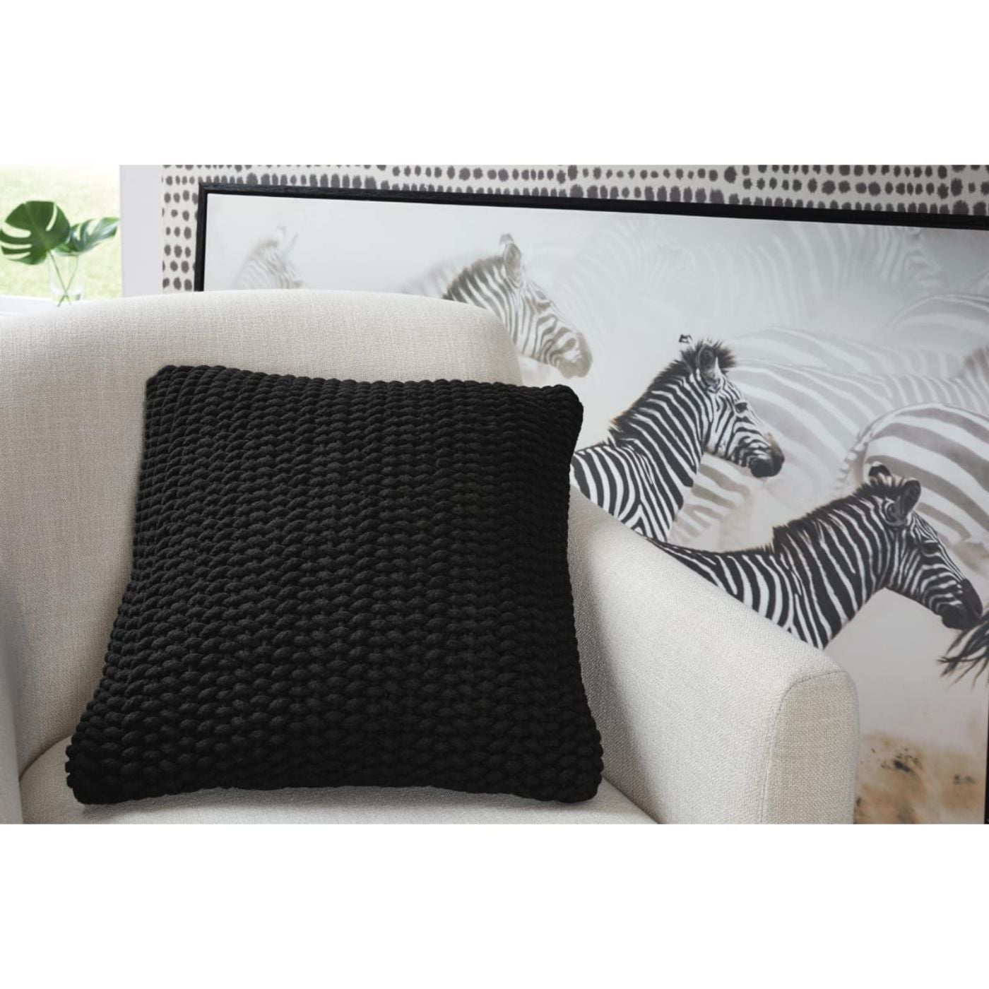 Picture of Renemore Pillow - Black