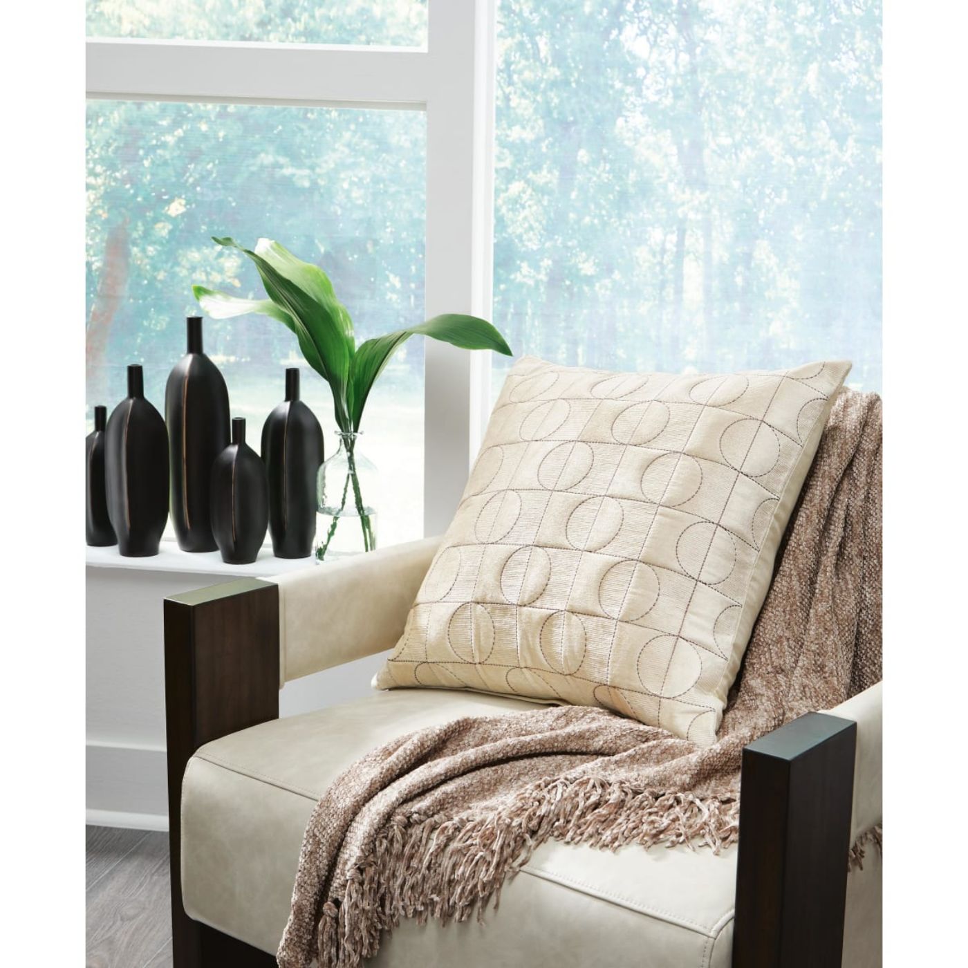 Picture of Kydner Pillow