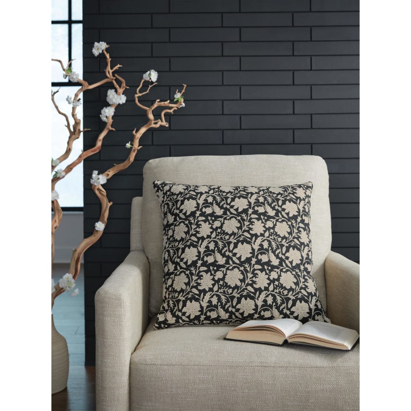 Picture of Alanderson Pillow