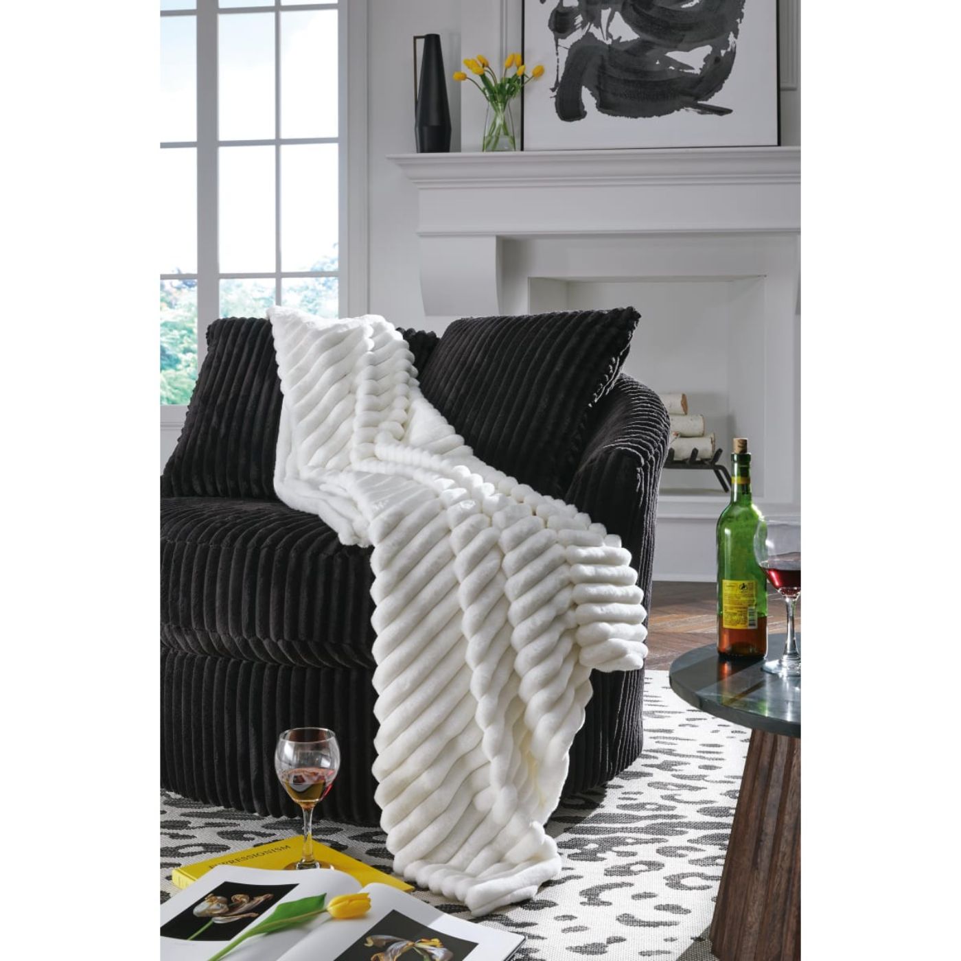 Picture of Alsonwell Throw - White