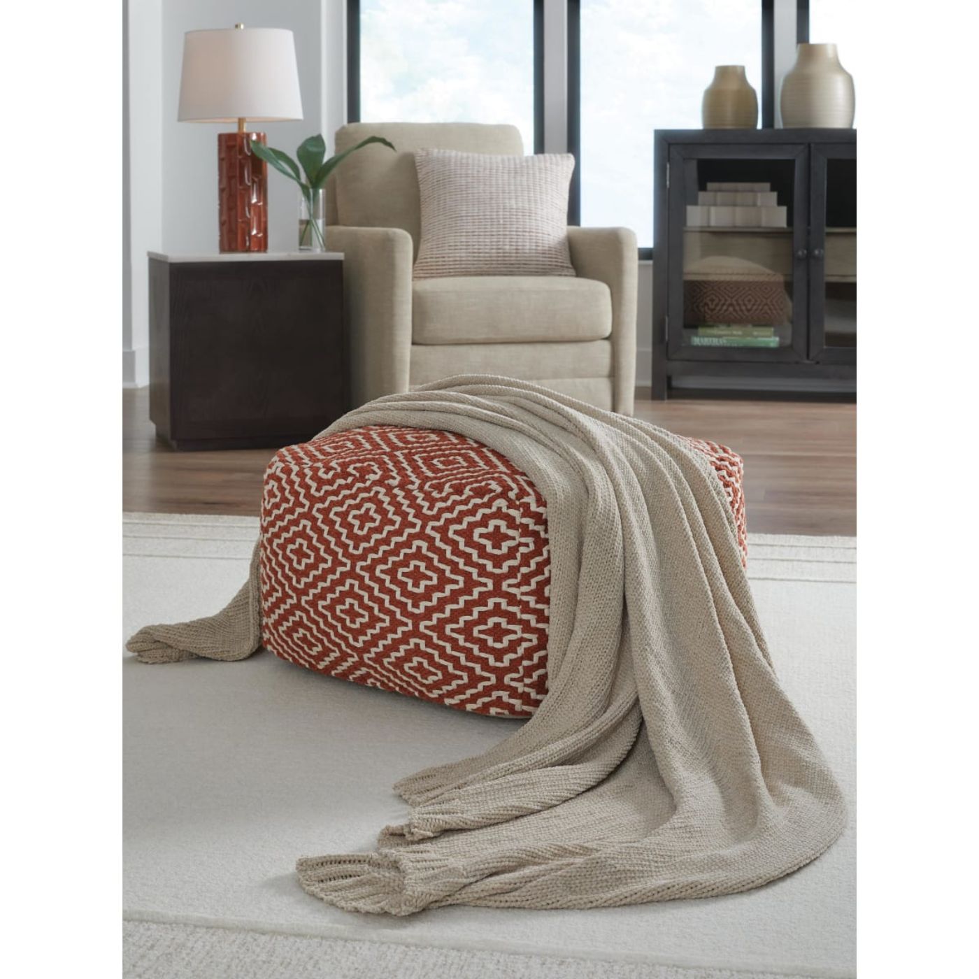 Picture of Anawood Throw - White