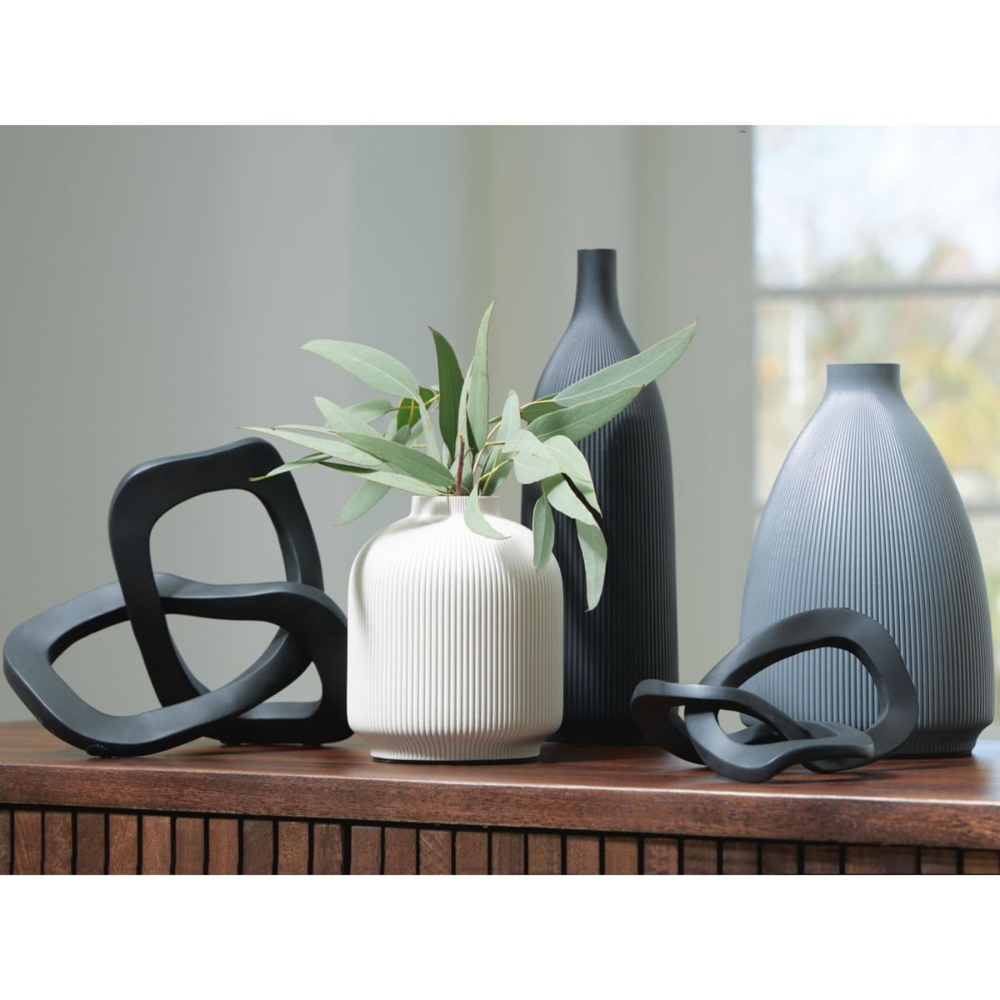 Picture of Leithick Accessory Set (set Of 5)