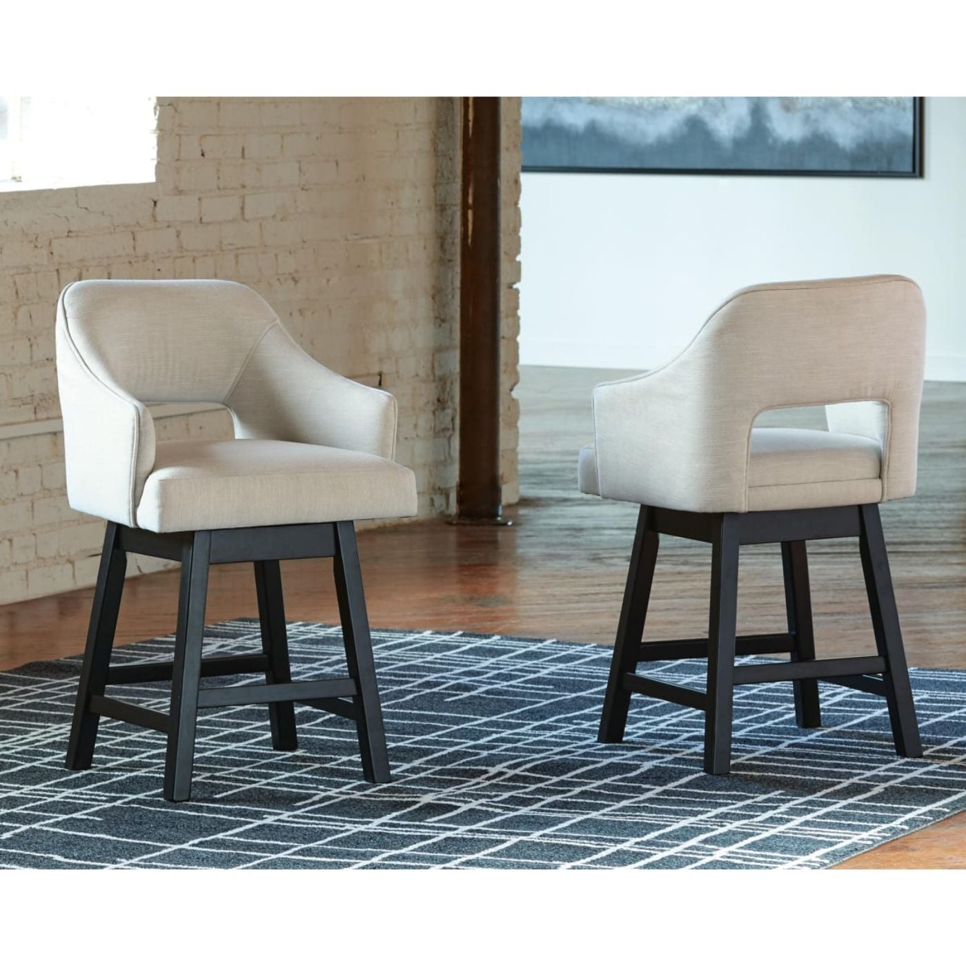 Picture of Tallenger Counter Height Bar Stool (Set Of 2)