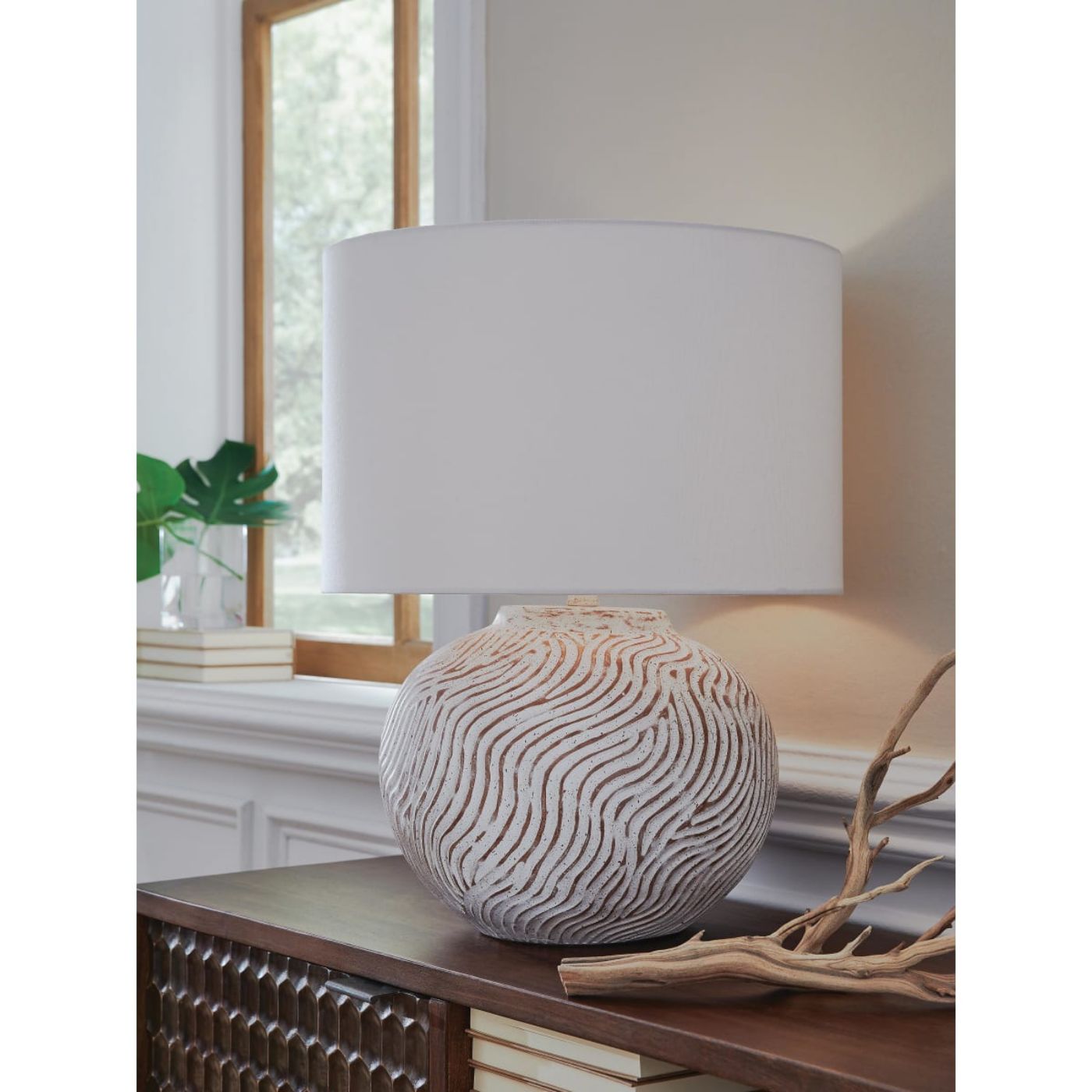 Picture of Vien Table Lamp
