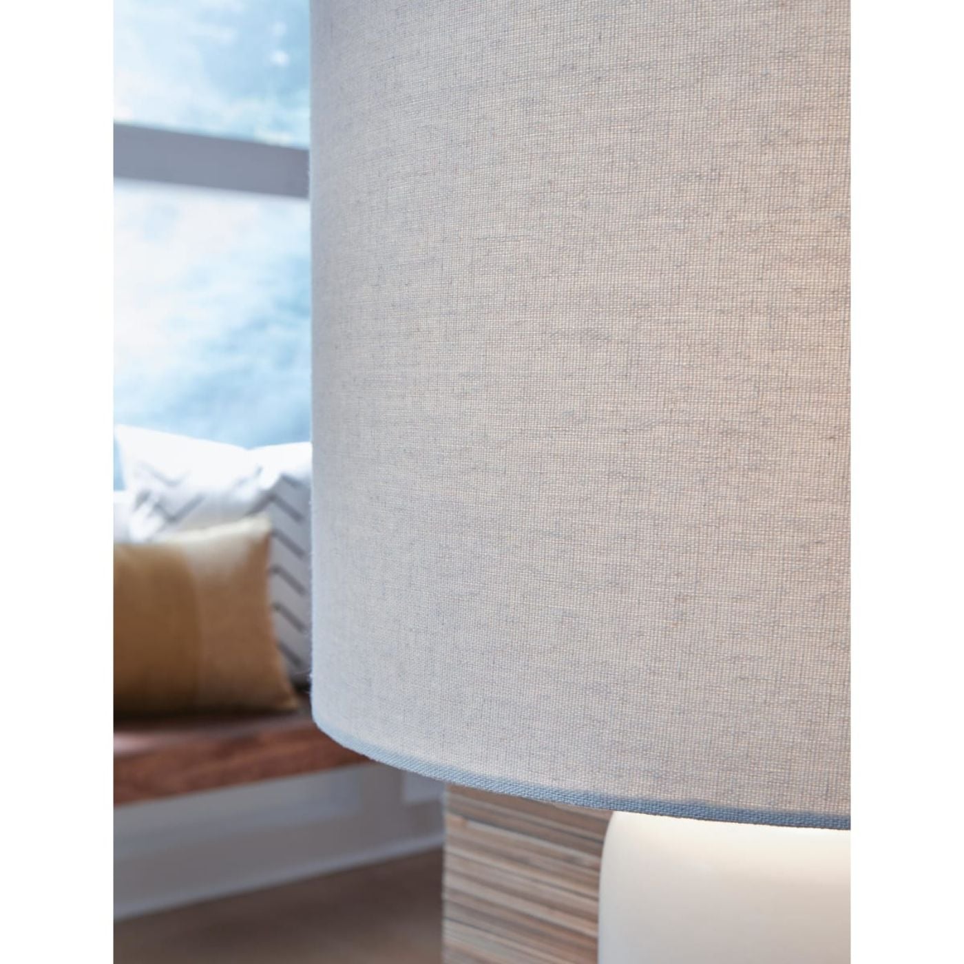 Picture of Ceramic Table Lamp