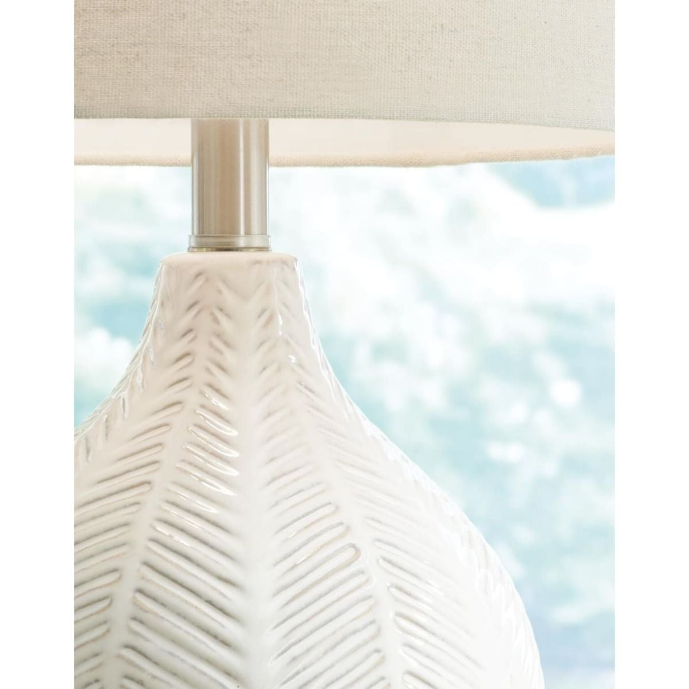 Picture of Ceramic Table Lamp