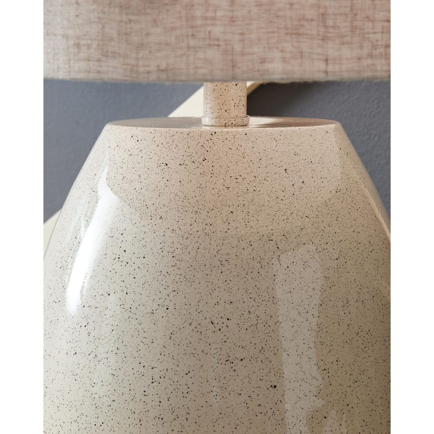 Picture of Linas Table Lamp