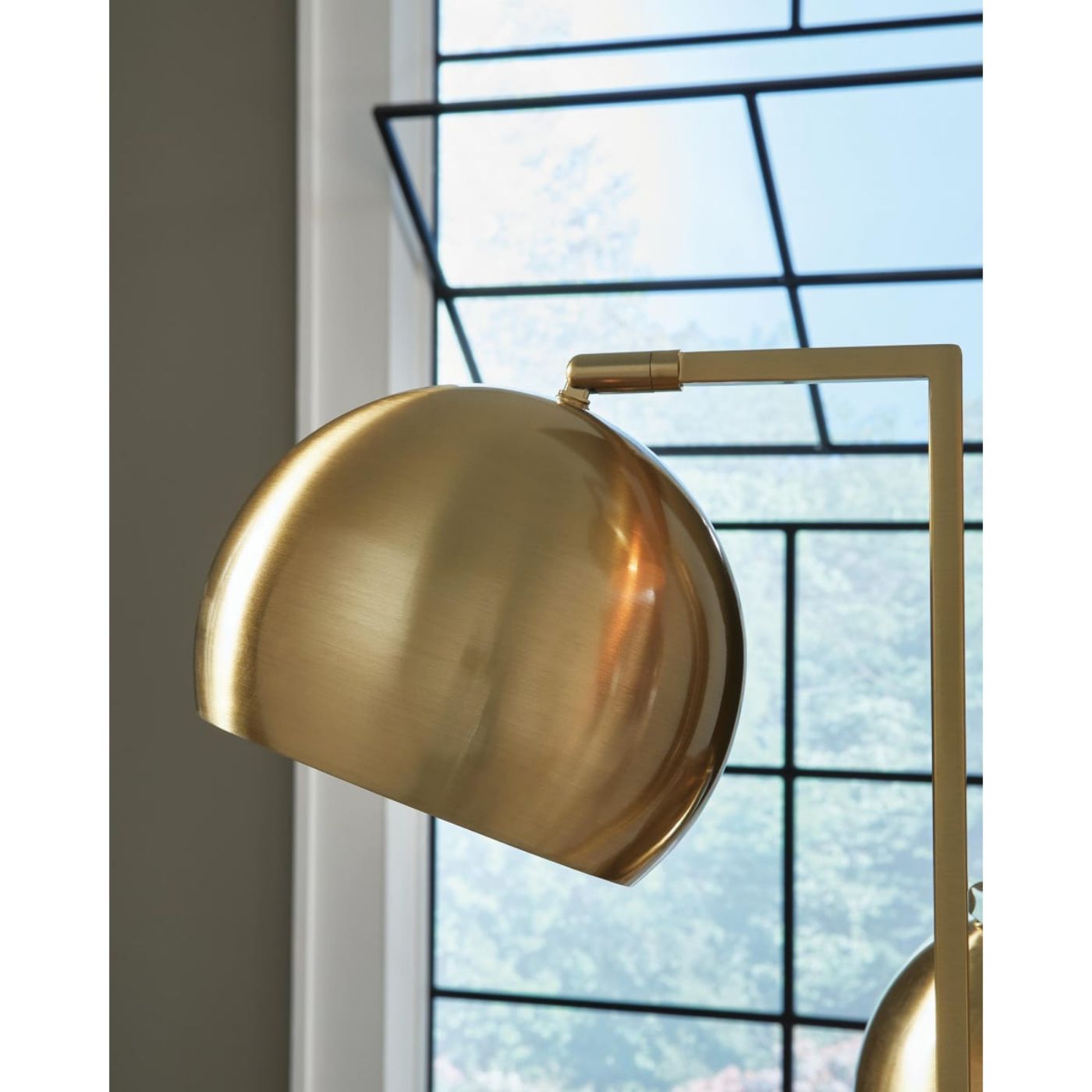 Picture of Sorcha Floor Lamp