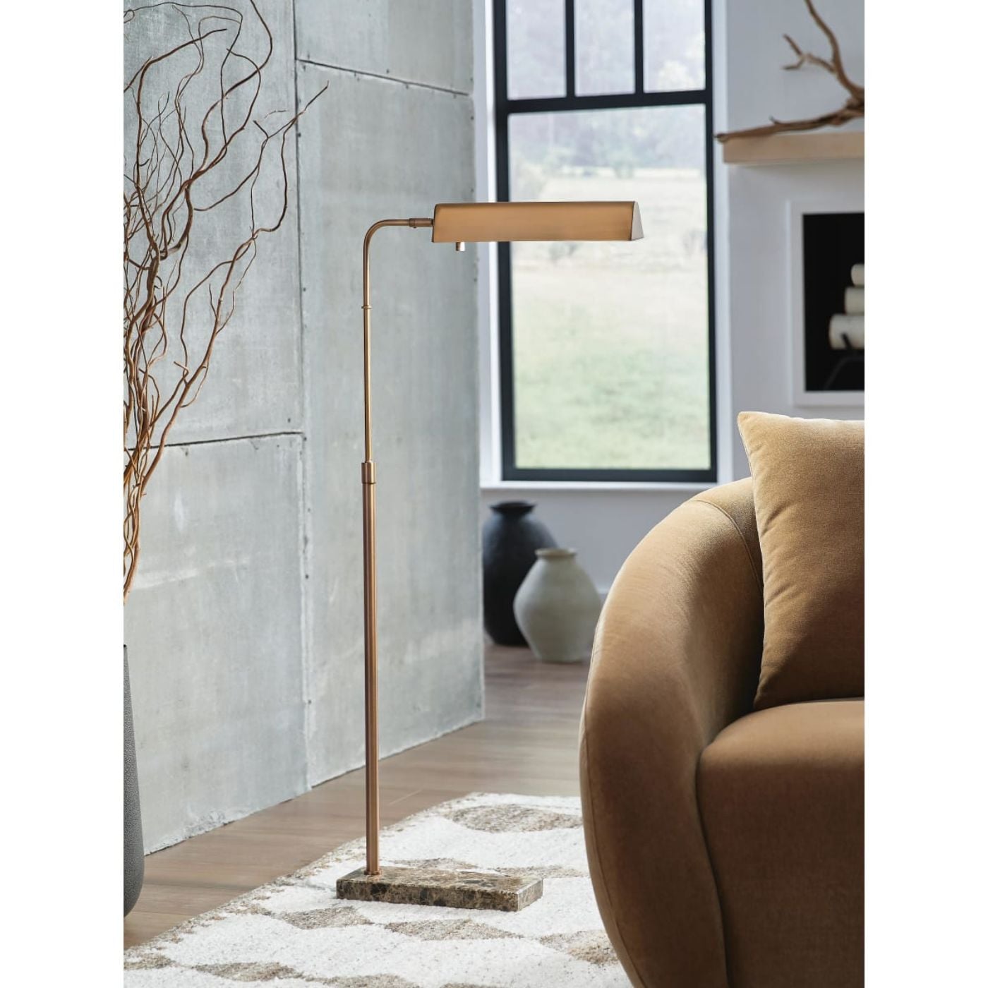 Picture of Yafe Floor Lamp