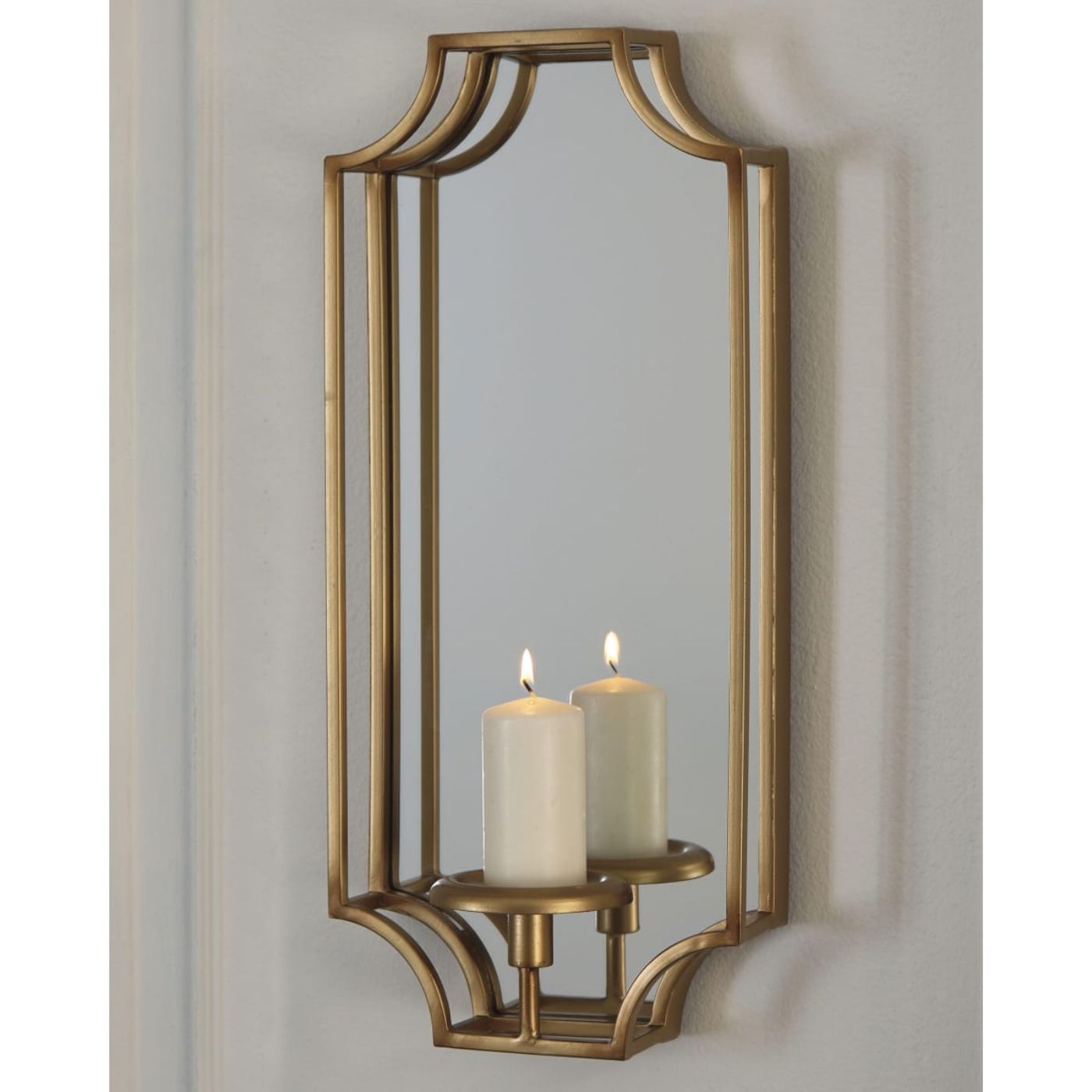 Picture of Dumi Wall Sconce - Gold Finish
