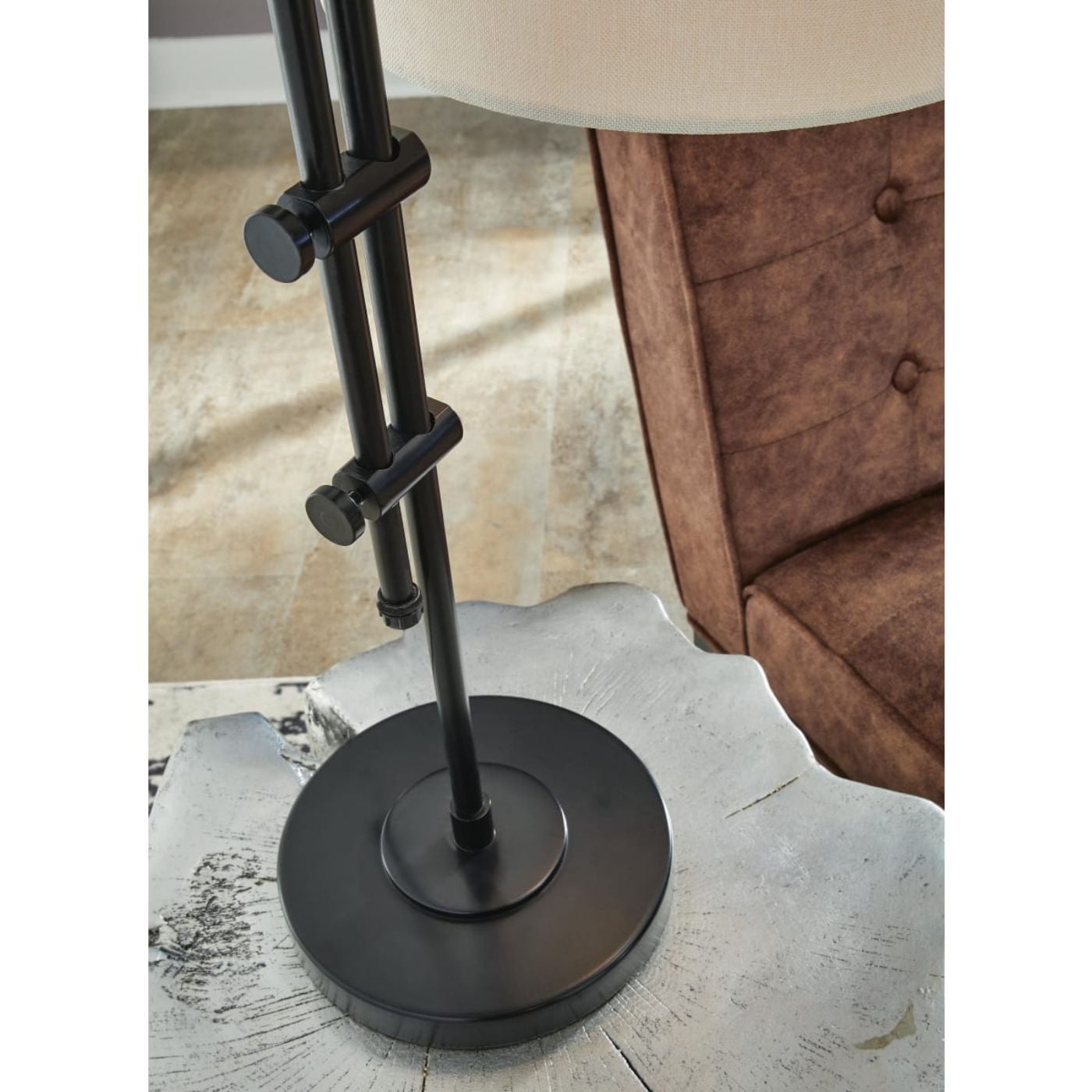 Picture of Metal Accent Lamp