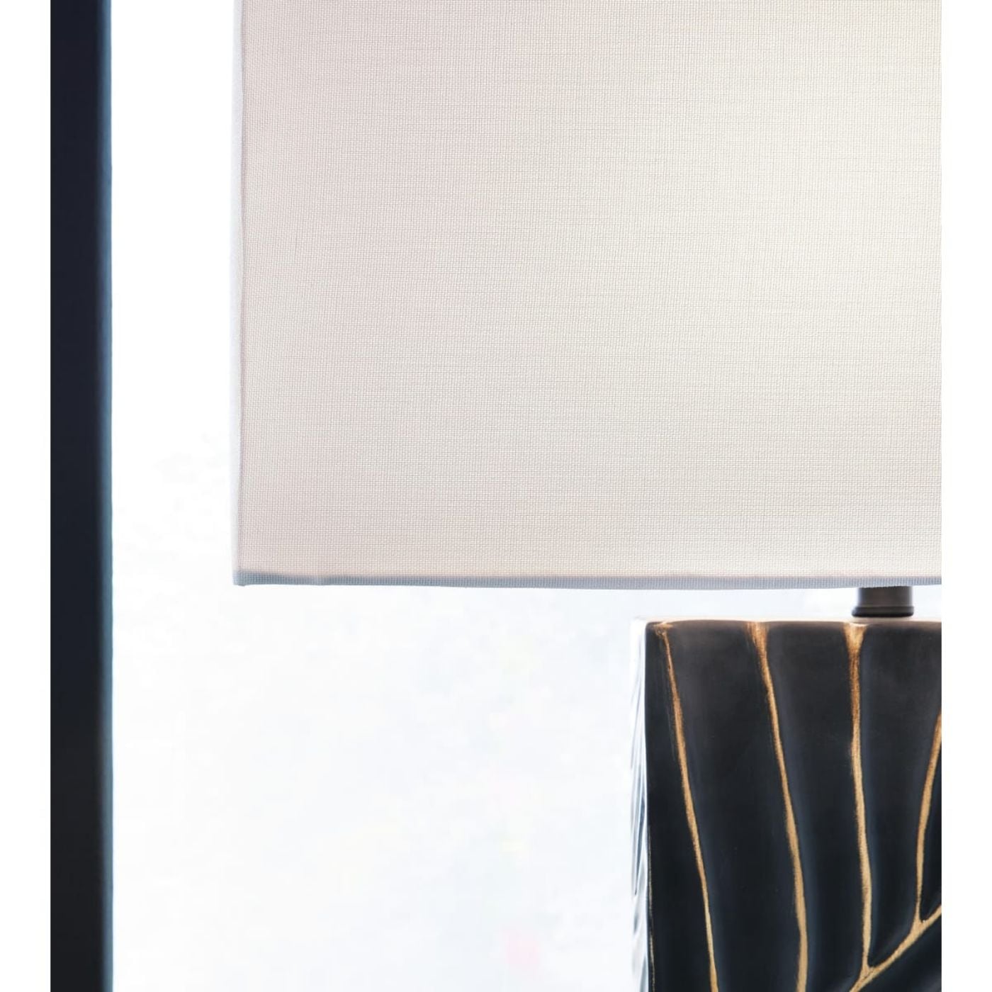 Picture of Bartlen Table Lamp