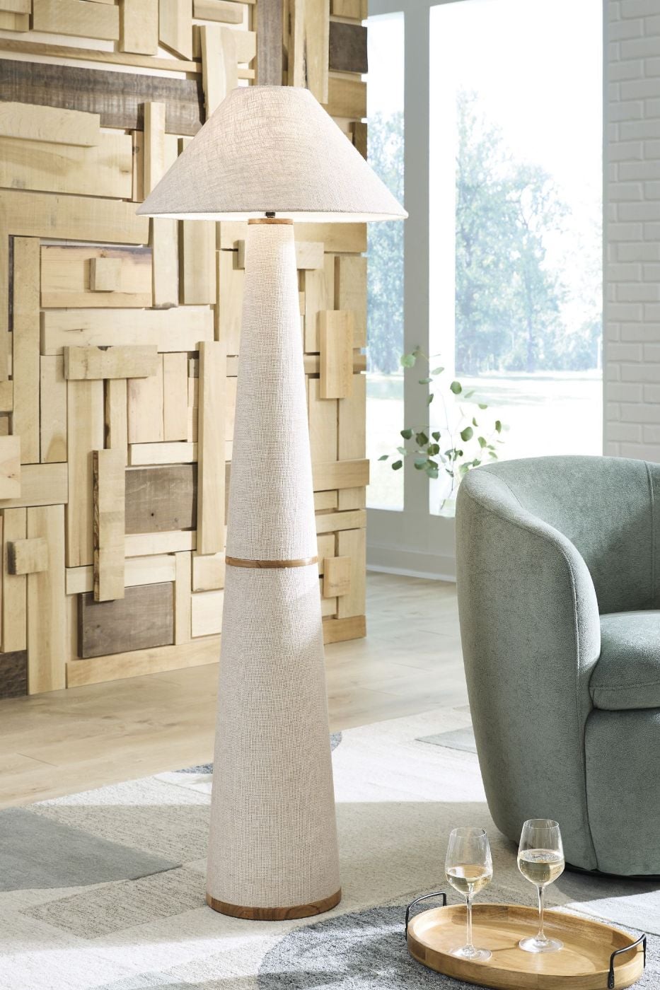 Picture of Dellridge Floor Lamp