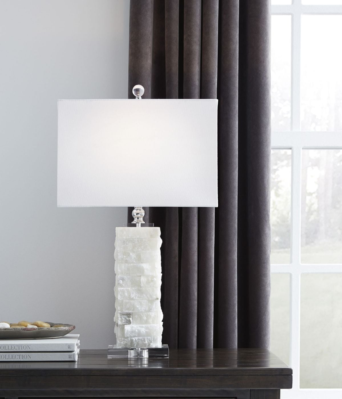 Picture of Malise Alabaster Table Lamp - White