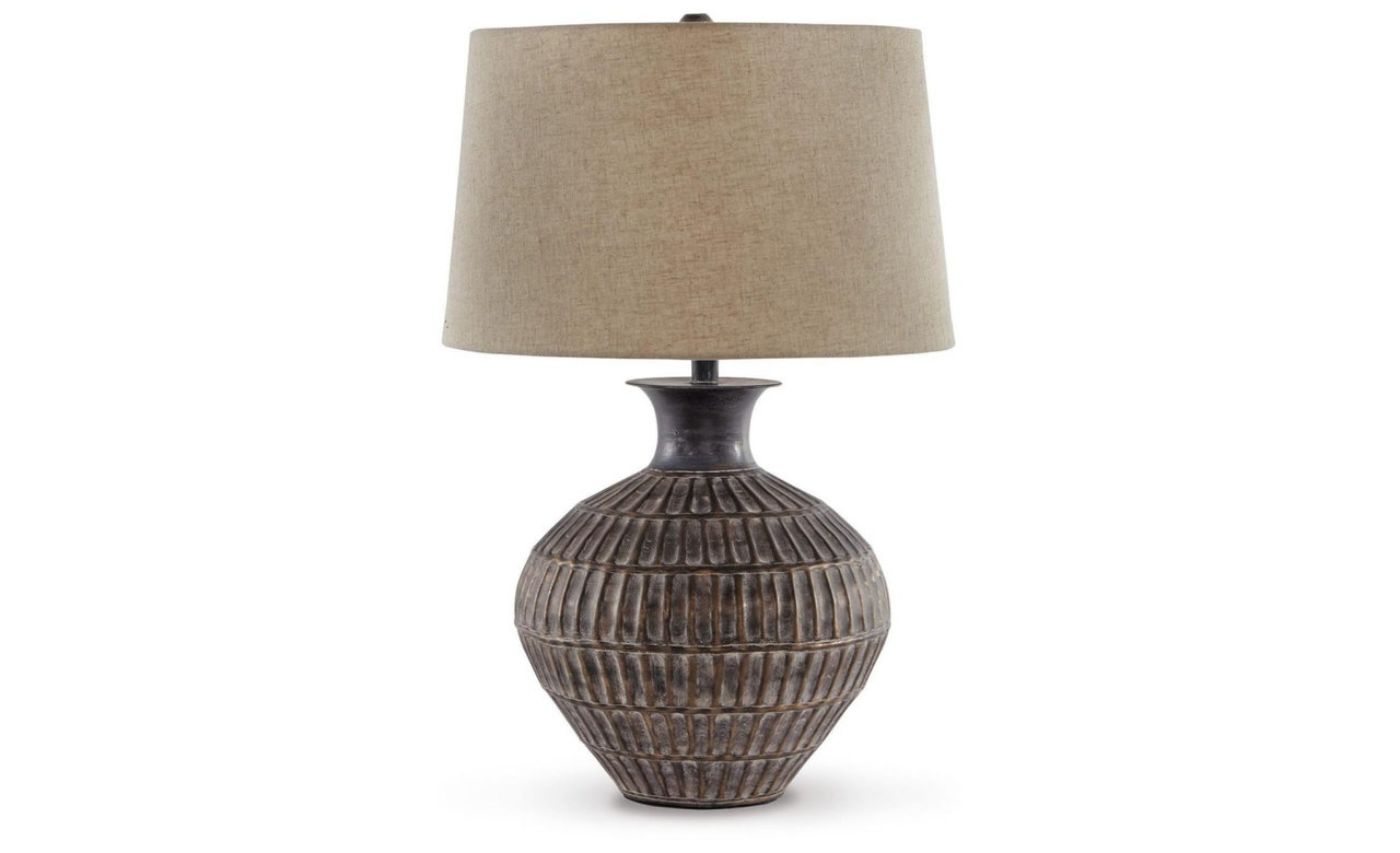 Picture of Metal Table Lamp Magan