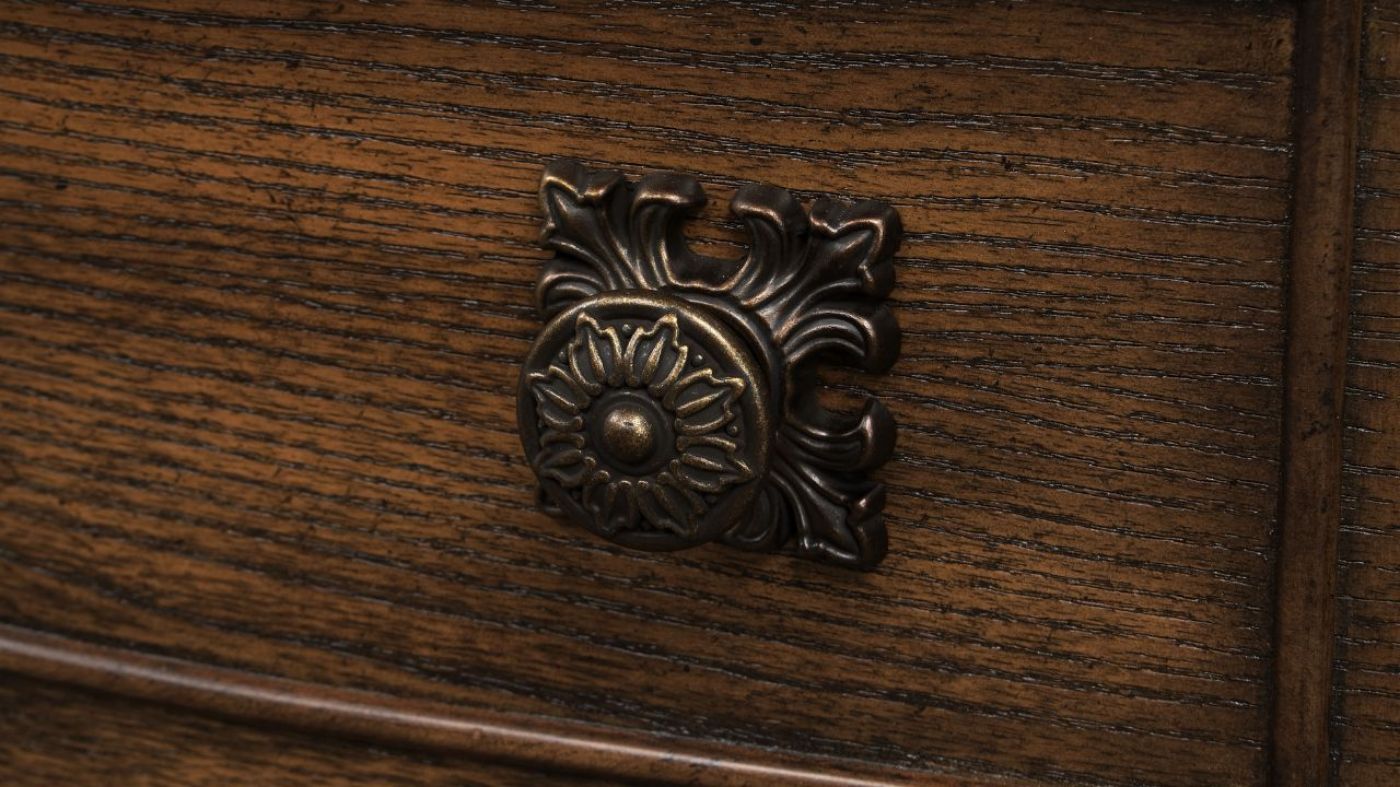 Picture of Lydia Chest