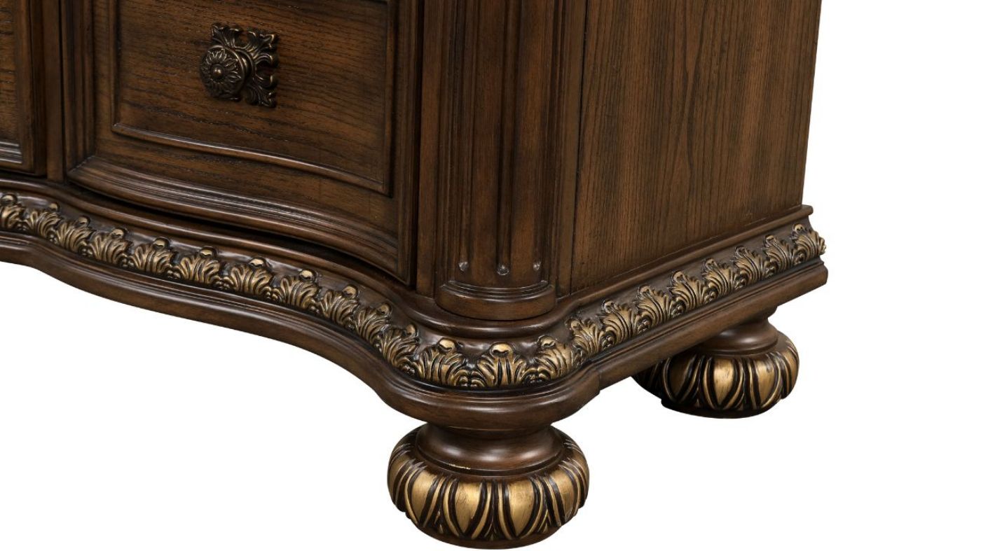 Picture of Lydia Chest