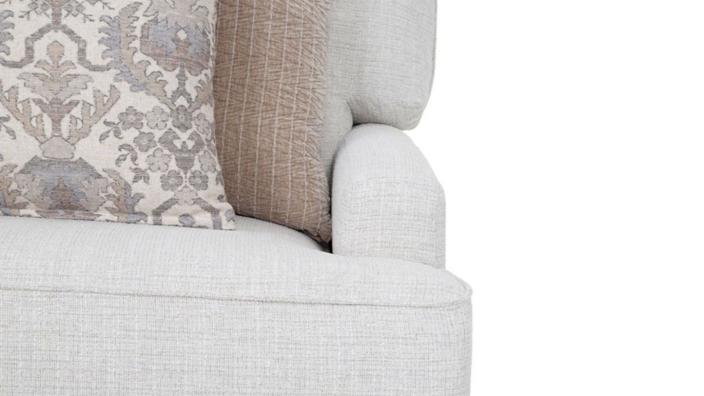 Picture of Quinn Loveseat